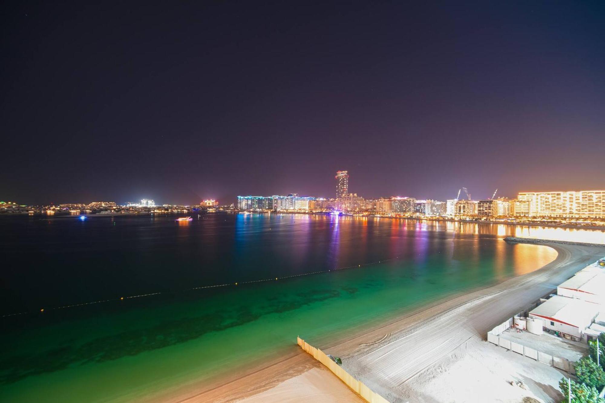 Ultra Luxury | Private + Infinity Pool Apartment Dubai